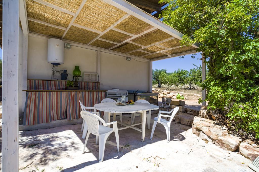 Wepuglia - Paradise Trulli Castellana Grotte Exterior photo