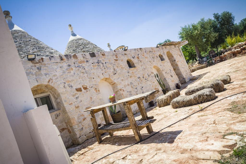 Wepuglia - Paradise Trulli Castellana Grotte Exterior photo